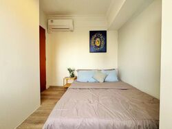 Lucky Plaza (D9), Apartment #633861191